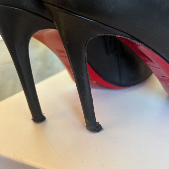 Christian Louboutin boots! - Picture 8 of 9